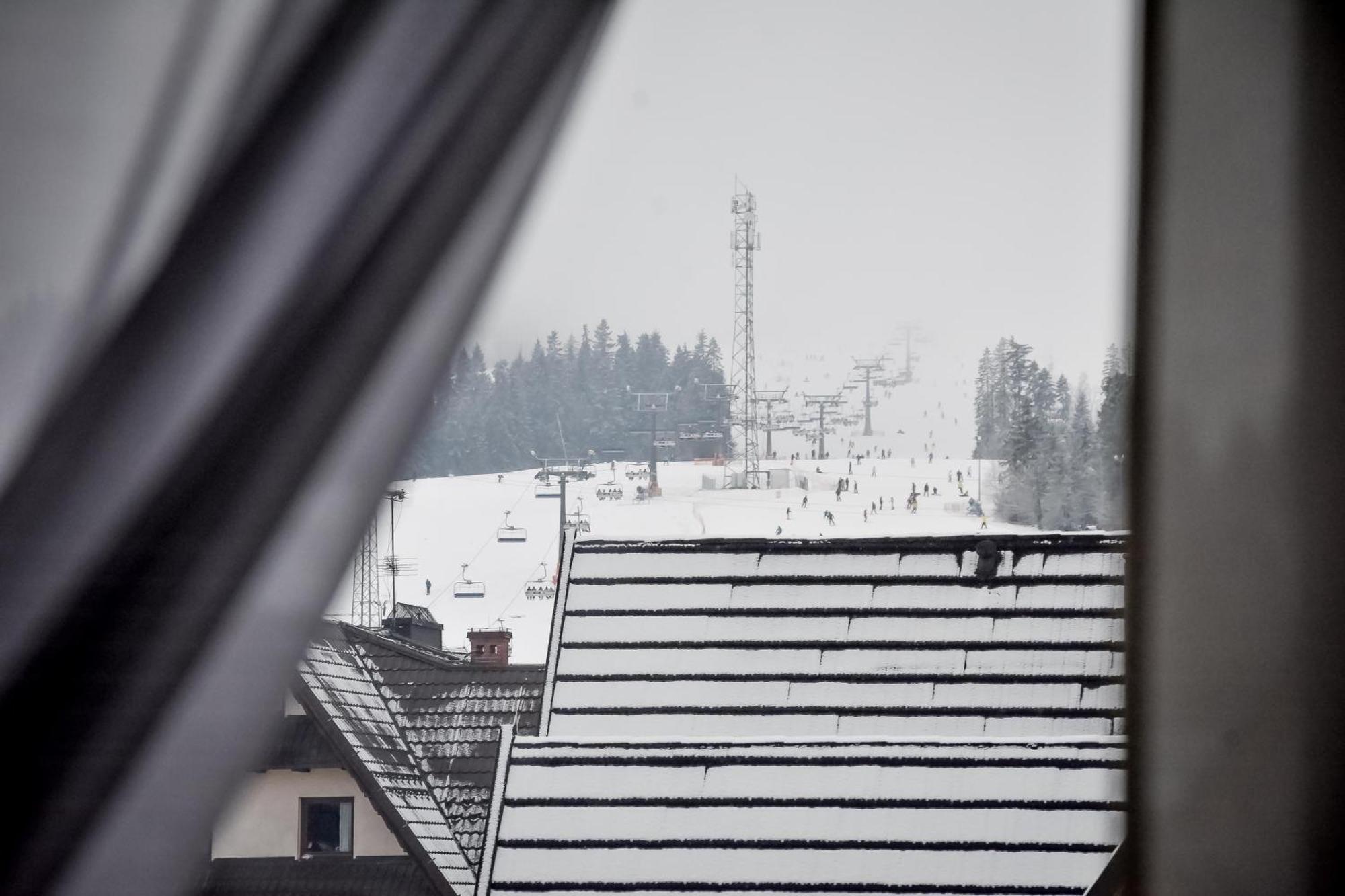 Sloneczny Dworek Bialka Tatrzanska Luaran gambar